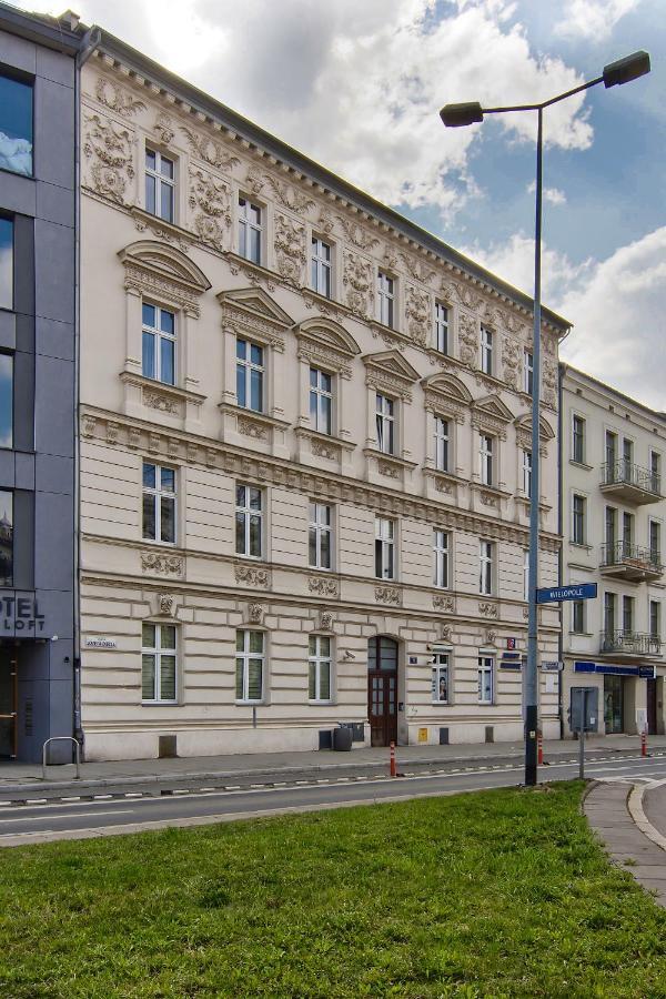 Apartament Czarny Z Jacuzzi Kraków Exteriör bild